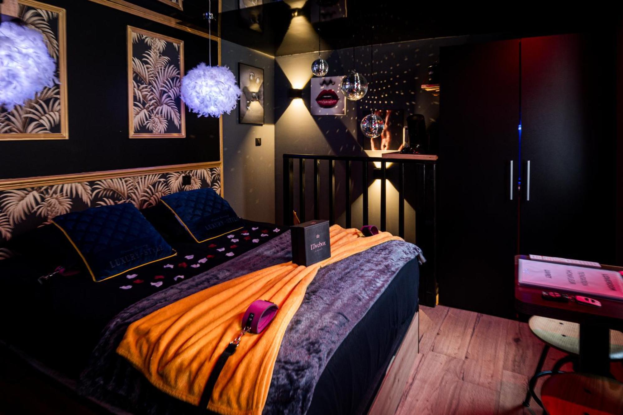 Loveroom Sauna, Balneo, Parking Prive Dans Le Centre De Honfleur Habitación foto